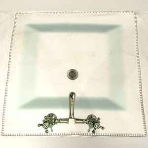 NWOT French Style Square Bath Mat (100% cotton)